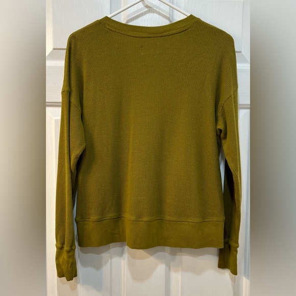 Lou Grey Waffle Knit Henley Women XS Chartreuse Cropped Boxy Casual Fall Layers - Picture 2 of 9